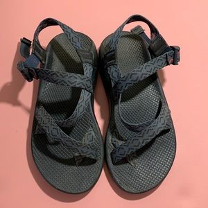 Men’s Chaco Size 8